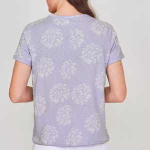 เสื้อยืดครอปสไตล์วินเทจสุดฮิตสำหรับผู้หญิง พิมพ์ลายโลโก้ สตรีทคูล ลุควินเทจแบบซักฟอก - Product Image 4