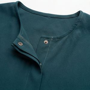 Abaya Kimono OEM 2025 pour femmes musulmanes, en tissu polyester épais, doux et très extensible, col en V, manches longues, ornée de perles, longueur cheville - Product Image 4