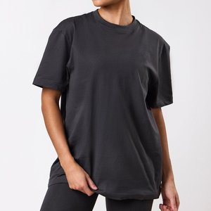 T-shirts blancs unis en gros 200 GSM pour femmes, en coton et élasthanne, col rond - Product Image 1