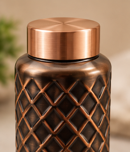Premium Hammered Copper Water Bottle 1L Diamond Lattice Pattern with Screw Cap Gift Box - Product Image 2