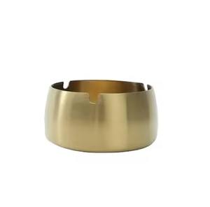 Cenicero de Metal con Bandeja Profunda para Fumar, para Uso en Interiores y Exteriores, Decoración para Mesa de Hogar, Oficina, Hotel - Product Image 1