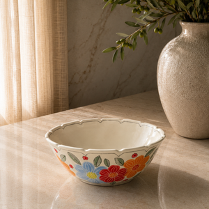 Bol à salade en céramique de luxe avec motifs floraux vibrants et bord festonné pour une présentation élégante en cuisine - Product Image 1