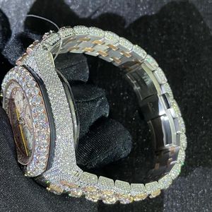 Relojes Clásicos Unisex Hechos a Mano con Diamantes Moissanite VVS1, Correa de Acero Inoxidable, Esfera Analógica Mecánica - Product Image 5