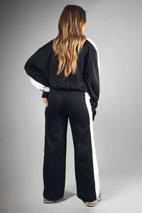 Pantalones de chándal de invierno casuales de corte medio para mujer, de alta demanda, negros con contraste blanco, de pierna ancha recta, ecológicos - Product Image 2