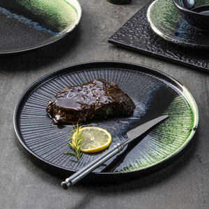 Nouvelles assiettes plates en céramique noire et verte Yayu, de luxe, modernes, pour la restauration, pour les plats coréens, en porcelaine - Product Image 3