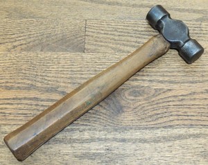 Dernière édition : Équipements d'équitation, instruments vétérinaires, marteaux robustes à manche en bois - Product Image 3