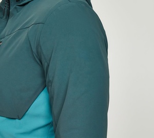 เสื้อแจ็คเก็ตผู้ชายแบบมีฮู้ด กันน้ำ กันลม ผ้า softshell ระบายอากาศได้ดี ซิปแบบรูดขึ้นลง เสื้อโค้ทสำหรับฤดูหนาวกลางแจ้ง ไนลอน 100% รับสกรีนโลโก้ - Product Image 5