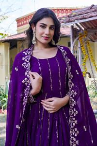 เทศกาลเปิดตัวสินค้าใหม่ ชุดยาวแบบซัลวาร์ คามีซ ผ้าฟ็อกซ์จอร์เจตต์ ประดับด้วยงานปักเลื่อมหนา 5 มม. เหมาะสำหรับงานปาร์ตี้ - Product Image 5