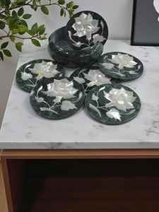 Sous-verres faits main en marbre noir Pietra Dura, incrustation florale en pierre, décoration de table artistique, cadeau - Product Image 2