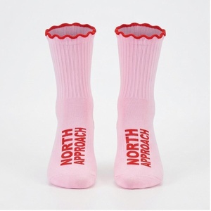 Chaussettes roses North Approach avec logo rouge, respirantes, en coton et fibre de bambou, pour adultes, tenue décontractée d'été - Product Image 1