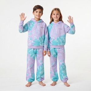 Conjunto Deportivo Sublimado con Estampado Completo para Niños, Sudadera con Capucha y Pantalones Deportivos, Ropa Deportiva Personalizada al por Mayor para Niños y Niñas - Product Image 5