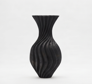 Jarrón de Metal Pesado con Forma de Flauta Espiral Única, Texturizado, para Decoración de Mesa, Suministros para Pedidos al por Mayor - Product Image 1