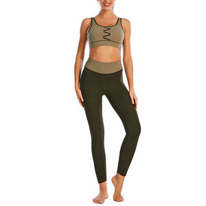 Ensemble de yoga pour femmes de haute qualité, personnalisé, sans couture, respirant, écologique, hautement élastique, séchage rapide, 2 pièces, taille haute, vêtements de sport - Product Image 1