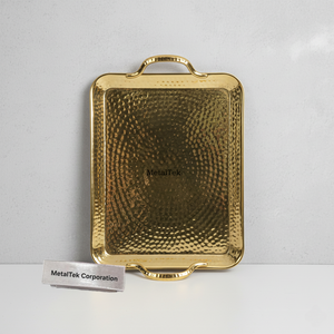 Nouveau plateau de service rectangulaire en métal martelé plaqué or avec poignées pour table basse, décoration de fête et de maison de luxe - Product Image 1
