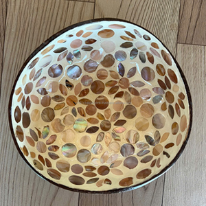 Cuenco de coco moderno desechable personalizado de madera de coco Natural de Vietnam cuenco de coco con Incrustaciones de nácar regalo al por mayor - Product Image 6