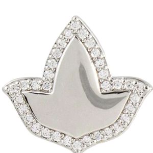 Boucles d'oreilles clous en argent cristal feuille de lierre avec bordure en pierres étincelantes, design géométrique élégant, bijoux de mode pour femme, idéales pour les soirées - Product Image 3