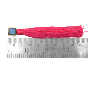 ต่างหูพู่ห้อยสีชมพูขนาดใหญ่ประดับด้วยหินลาบราโดไรต์ธรรมชาติ ชุบทอง รูปทรงดอกไม้แบบยาว เหมาะสำหรับทุกเพศ - Product Image 5