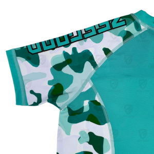 Maillot de bain une pièce pour femmes, manches courtes, rashguard pour la natation et le surf - Product Image 5