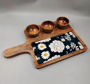 Plato de servir rústico de madera con juego de mini tazones personalizado para servir alimentos, postres y frutos secos al mejor precio. - Product Image 6