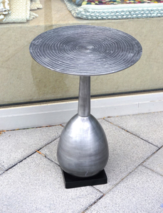 Modern Look <b>Coffee</b> <b>Table</b> Aluminum <b>Silver</b> Finishing Round shaped <b>Table</b> for Living Room Sofa Side <b>Table</b> Available at Low Price - Product Image 1