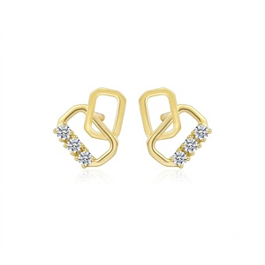 ต่างหูเพชรทรงเรขาคณิตแบบมินิมอล ดีไซน์เชื่อมต่อกัน ทำจากทองคำขาว 14K ประดับเพชรเลี้ยงในห้องปฏิบัติการ เหมาะสำหรับใส่ทุกวัน เครื่องประดับคุณภาพสูง - Product Image 1