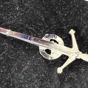 เข็มกลัดสก็อตแบบดั้งเดิมรูปสิงโตดุร้าย สีเงิน สำหรับติดเสื้อคลุมหรือกิลท์ ขายดีที่สุด รับผลิตตามสั่ง ขายส่ง ปี 2026 - Product Image 6