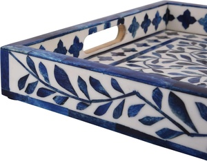 Plateau de service en incrustation de résine de bois de conception moderne fait à la main plateau décoratif de noël multi-usages pour vase de sol de salon - Product Image 4