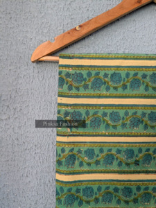 Tela 100% Algodón Estampada a Mano con Bloques, Diseño Floral Verde a Rayas, Tela India Estampada para Confección, Venta al por Mayor - Product Image 4