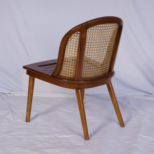 Chaise de salle à manger élégante et décontractée avec revêtement en velours capitonné et structure en bois au design minimaliste pour l'ameublement de la maison - Product Image 4