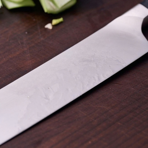 Cuchillo Nakiri plateado para verduras con mango negro de triple remache, hoja ancha de acero inoxidable, profesional para cortar y rebanar en la cocina - Product Image 3