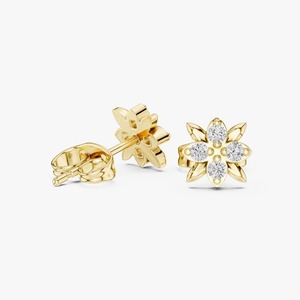 Boucles d'oreilles clous fleur à quatre pierres en or jaune 9K avec diamant de laboratoire 0,144 carat taille brillant rond, motif feuille florale, bijoux fins, vente en gros - Product Image 5