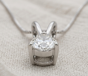 Collier pendentif minimaliste en diamant de laboratoire taille poire, pendentif solitaire en diamant pour femme, bijou élégant, cadeau - Product Image 4