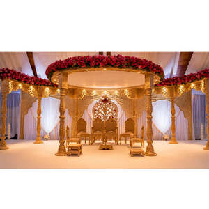 Magnifique mandap de mariage en bois artisanal, USA, mandap de mariage hindou glamour, mandap de mariage indien en bois sculpté, New York - Product Image 1