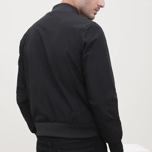 Chaqueta Bomber Gris Transpirable para Hombre, Cierre de Cremallera, Cuello Alto, Logotipo Frontal, Corte Regular, Poliéster/Nailon, Ropa de Exterior para Otoño - Product Image 5