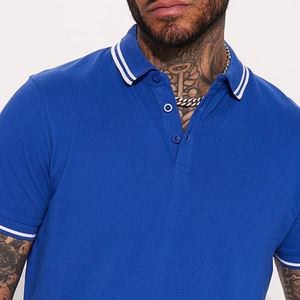 T-shirt décontracté pour homme au design élégant avec col rabattu, lavage vintage / Conception de logo personnalisé, matériau de haute qualité, tissu doux - Product Image 2