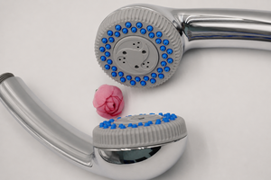 Douchette à main en plastique ABS finition chromée 2 fonctions de pulvérisation économie d'eau haute pression OEM/ODM robinet de salle de bain personnalisable - Product Image 5