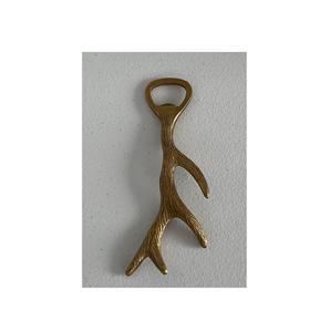 Ouvre-bouteille en aluminium moulé finition antique pour les amateurs de décoration vintage, rehaussant l'esthétique du bar avec un attrait classique - Product Image 5