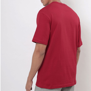 T-shirts en coton à coupe classique et oversize, avec logo et taille personnalisés, impression sérigraphique de haute qualité, style Ringer. - Product Image 2