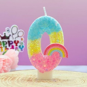 Bougies Artisanales Arc-en-ciel Colorées Chiffres 0-9 Dessin Animé Mignonnes Décoration Gâteau Anniversaire Créative Fournitures de Fête Célébration - Product Image 1