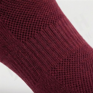 Maroon Crew <b>Socks</b> With White Trim Breathable Knitted Solid Color For Daily Casual Wear Adults Standard Thickness - Product Image 5