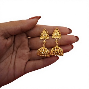 Pendientes Jhumka de Oro Sólido de 22K, Joyería Fina Tradicional India con Forma de Corazón y Filigrana, Regalo para Mujer, Hecho a Mano - Product Image 2