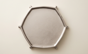 Bandeja de Servir Hexagonal de Metal con Patas, Elegante Plato Plateado con Patitas para Decoración de Salón y Baño - Product Image 5