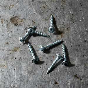 Vis à bois métriques à tête cylindrique PDC Modèle 8 à couple élevé - Classe 4, autotaraudeuses, nickelées/zinguées, à filetage grossier, en acier au carbone - Product Image 1