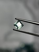 Kyanite de couleur menthe naturelle, pierre précieuse carrée facettée d'Afrique pour la fabrication de bijoux