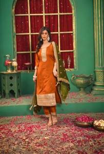 NUEVO LANZAMIENTO: Conjunto Moderno de Salwar Kameez Sharara con Top y Dupatta en Tela de Seda Chino Pura con Bordado Pesado y Lentejuelas - Product Image 4