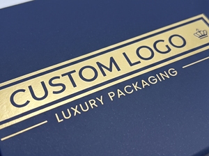 Caja Rígida con Logotipo Personalizado, Cartón Color Marfil, Rectangular, Estampado en Caliente, Embalaje de Lujo, Caja de Regalo Artesanal - Product Image 4