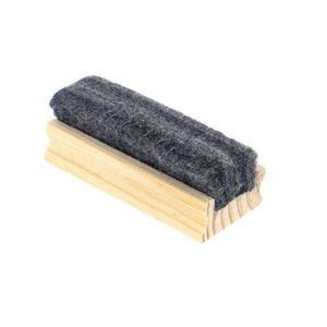 Exclusivo pincel de madera blanco y negro para pizarras educativas con un manejo cómodo y durabilidad - Product Image 1