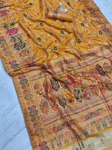 Sari de Seda Pura Rajwadi con Tejido de Seda y Pallu con Hilo Kashmirí - Product Image 3