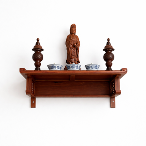 El altar budista montado en la pared está hecho de madera de Huong. - Product Image 4