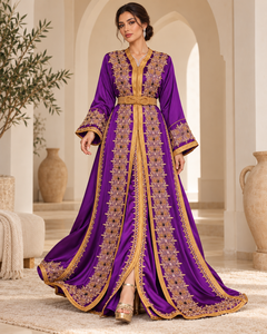 Caftán Marroquí Elegante de Terciopelo Color Ciruela Real con Bordado de Oro y Perlas, Puños Acampanados y Cinturón con Nudo Dorado para Fiestas - Product Image 3